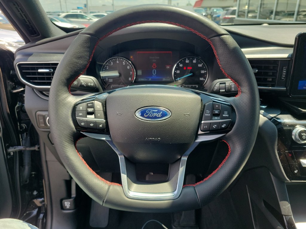 Certified 2024 Ford Explorer ST-Line w/ Class IV Trailer Tow Package AWD/4WD image 25