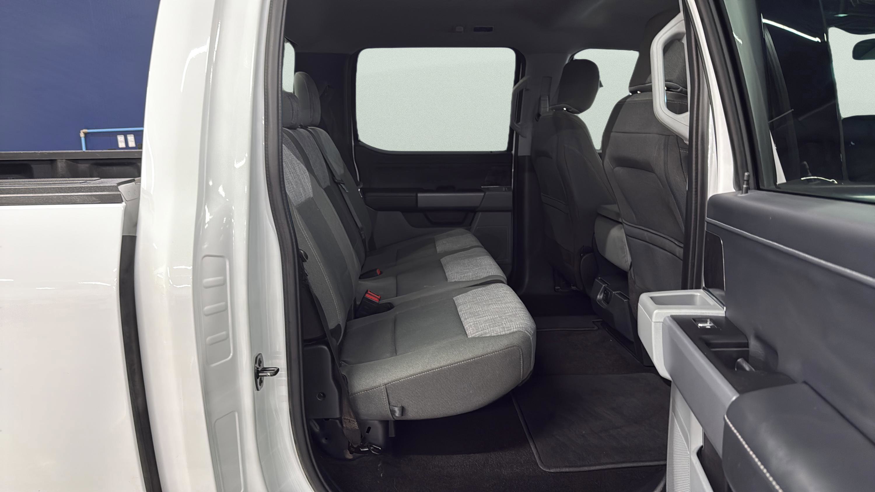 Certified 2022 Ford F150 XLT w/ Equipment Group 302A High image 16