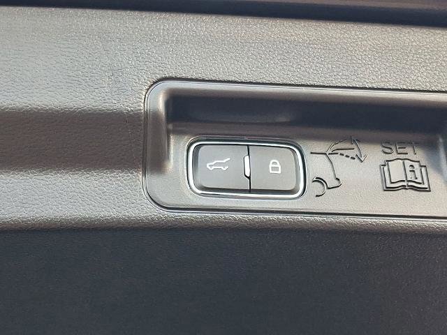 Certified 2022 Ford Explorer ST w/ ST Street Pack image 30