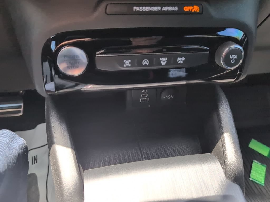Certified 2024 Ford Escape ST-Line w/ Tech Pack #1 FWD image 19