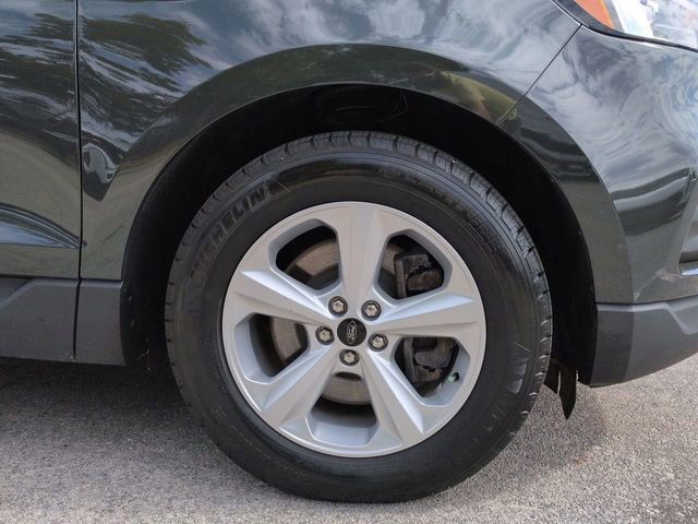 Certified 2024 Ford Edge SE image 10