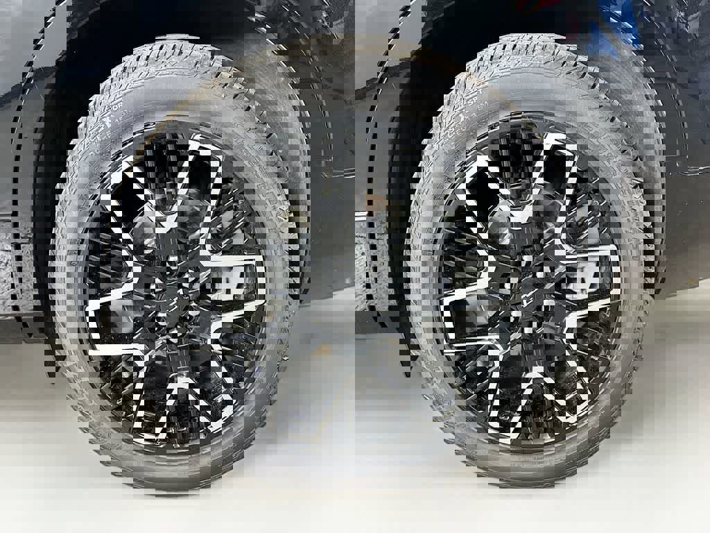 Used 2023 Chevrolet Blazer RS w/ Enhanced Convenience Package image 11