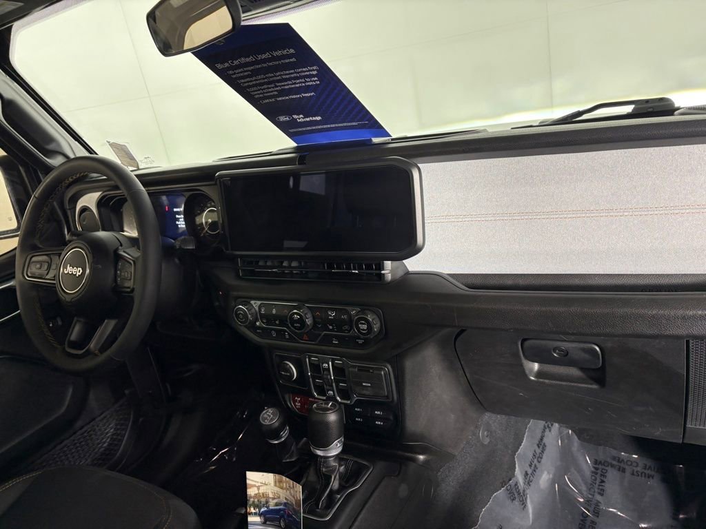Used 2024 Jeep Gladiator Sport AWD/4WD image 36