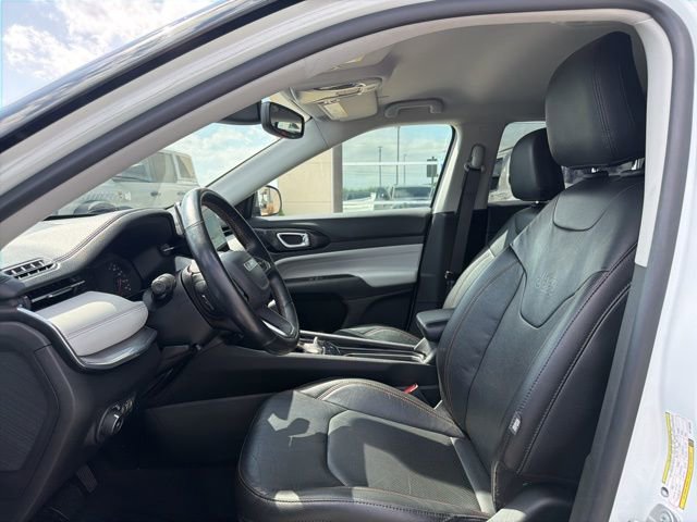 Used 2022 Jeep Compass Limited AWD/4WD image 10