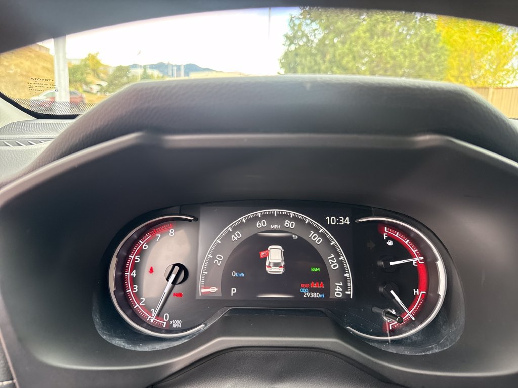 Used 2025 Toyota RAV4 XLE AWD/4WD image 16