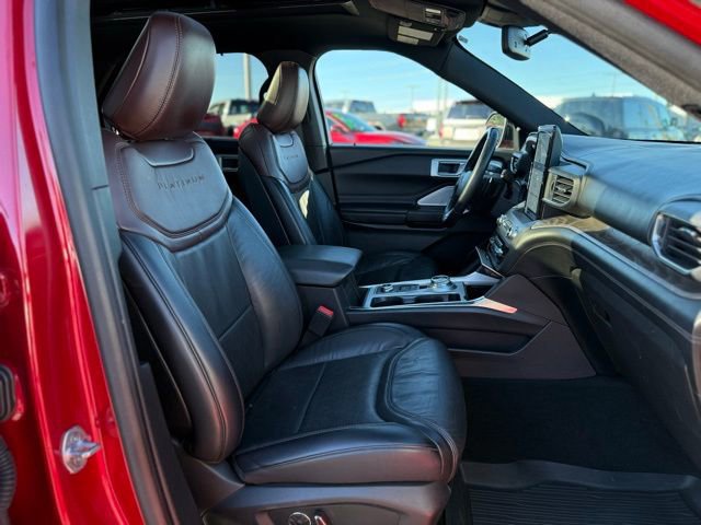 Certified 2020 Ford Explorer Platinum w/ Premium Technology Package image 31