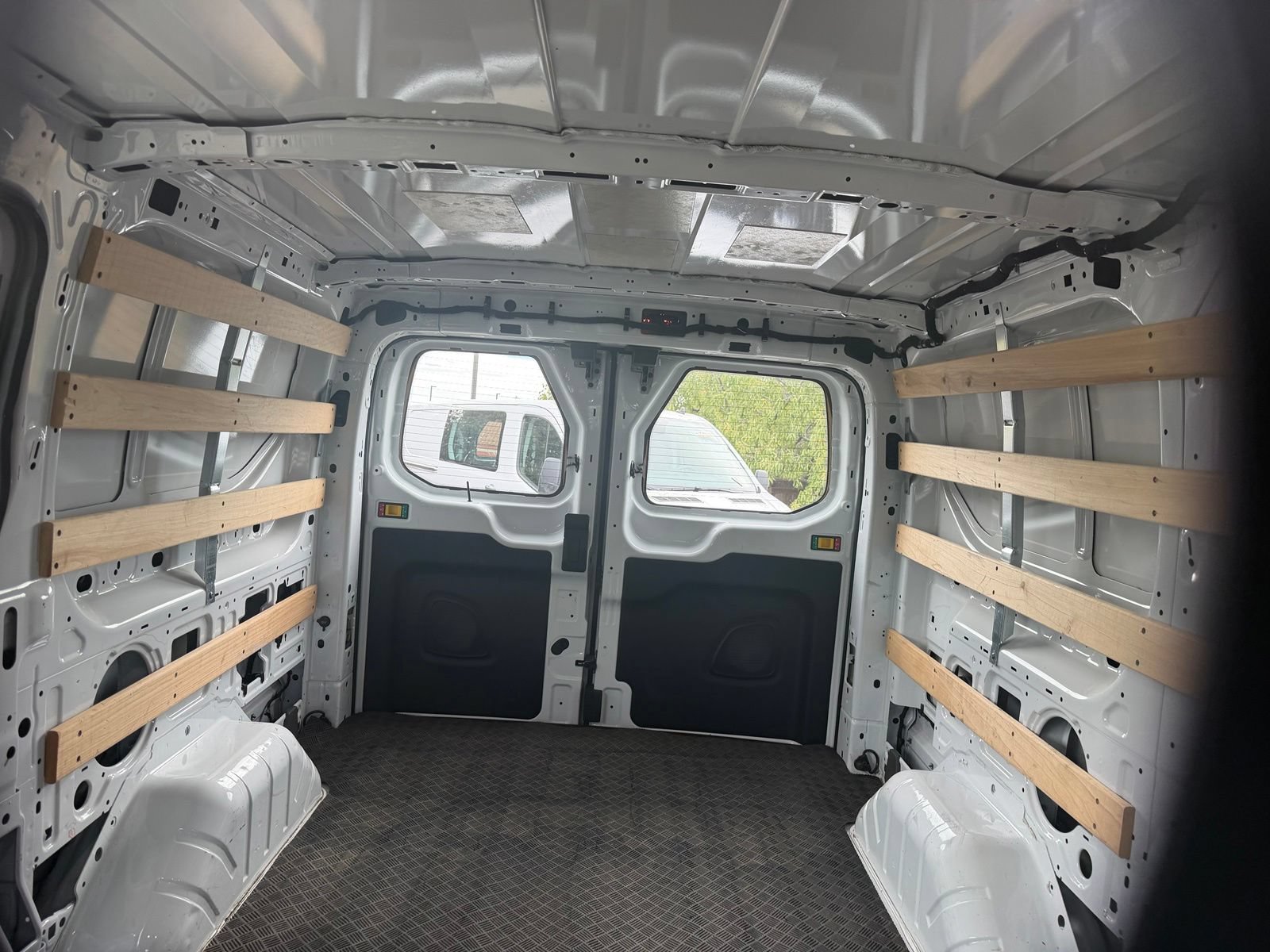 Certified 2025 Ford Transit 250 Low Roof w/ Exterior Upgrade Package RWD image 12