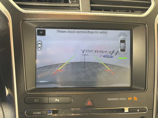 Certified 2017 Ford Explorer Limited FWD image 3
