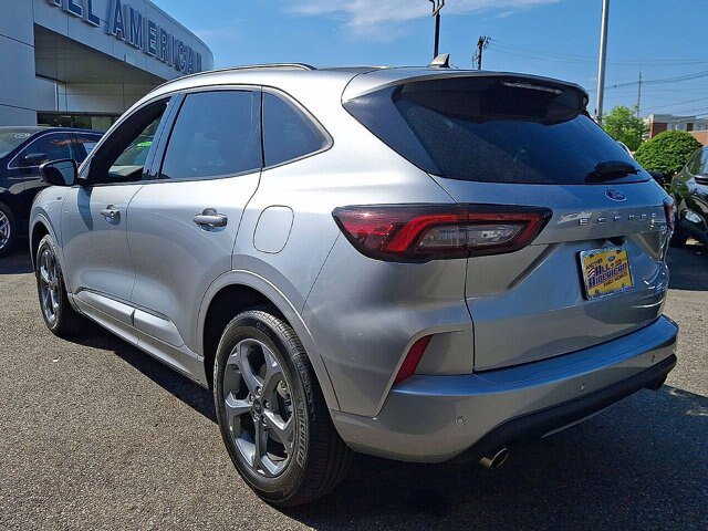 Certified 2023 Ford Escape ST-Line AWD/4WD image 22