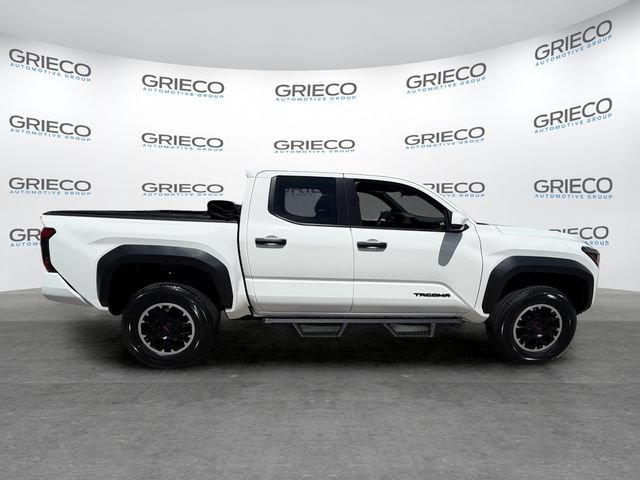 Used 2024 Toyota Tacoma TRD Off-Road AWD/4WD image 8