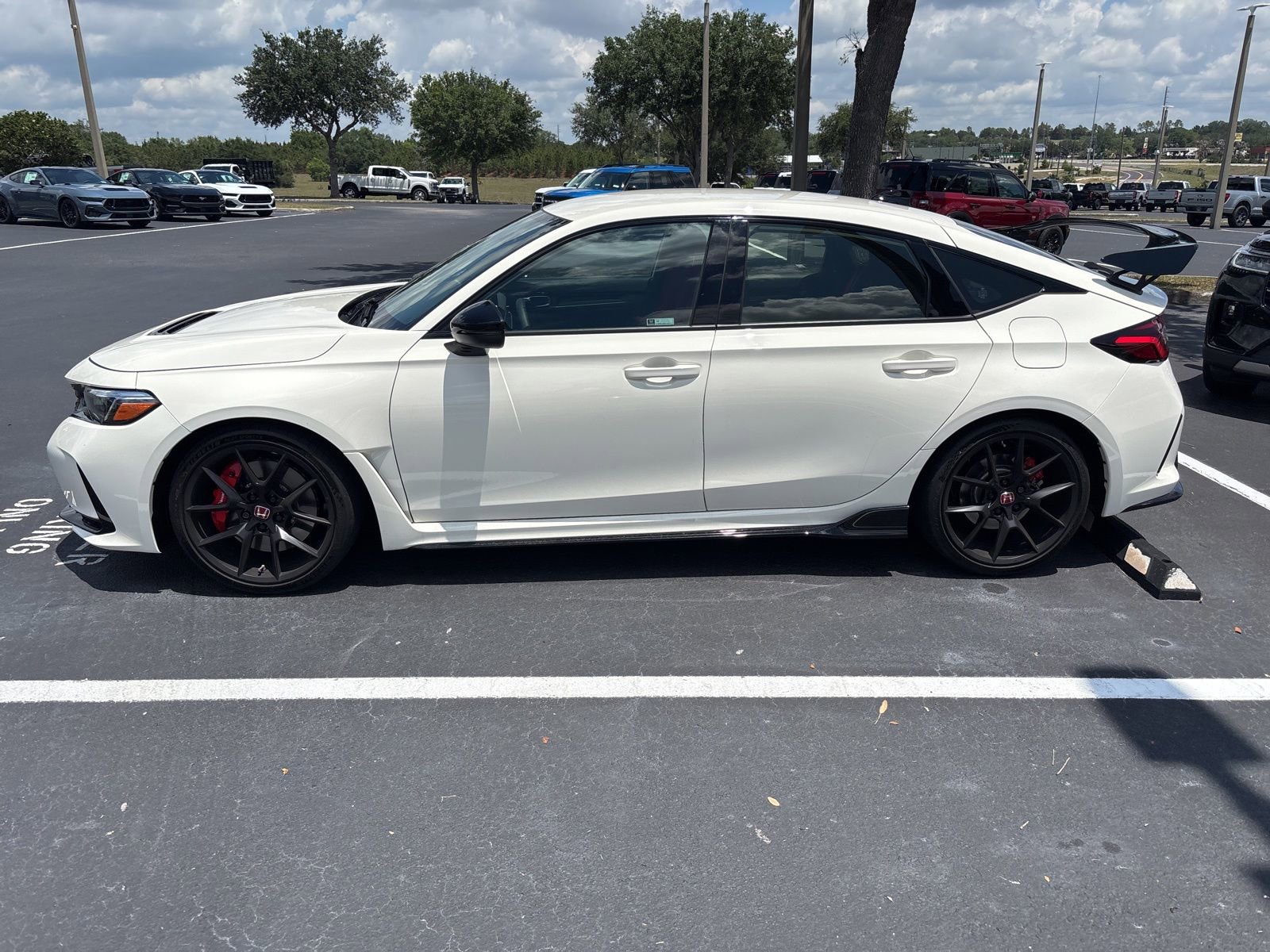 Used 2026 Honda Civic Type R image 8