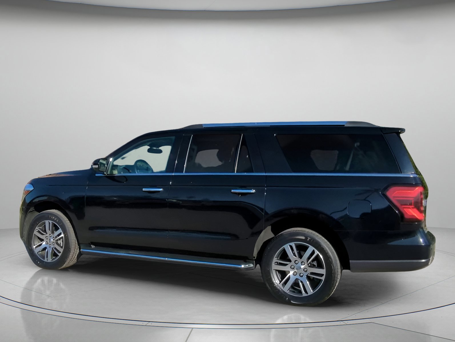 Certified 2023 Ford Expedition Max Limited image 10