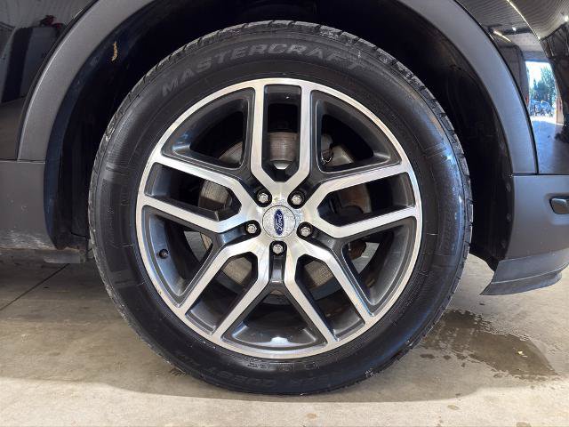 Certified 2018 Ford Explorer Sport w/ Equipment Group 401A AWD/4WD image 28