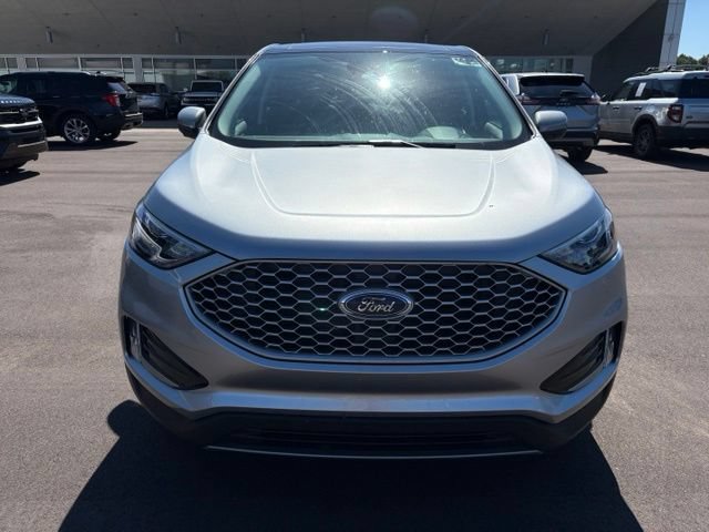 Certified 2024 Ford Edge SEL w/ Convenience Package AWD/4WD image 8