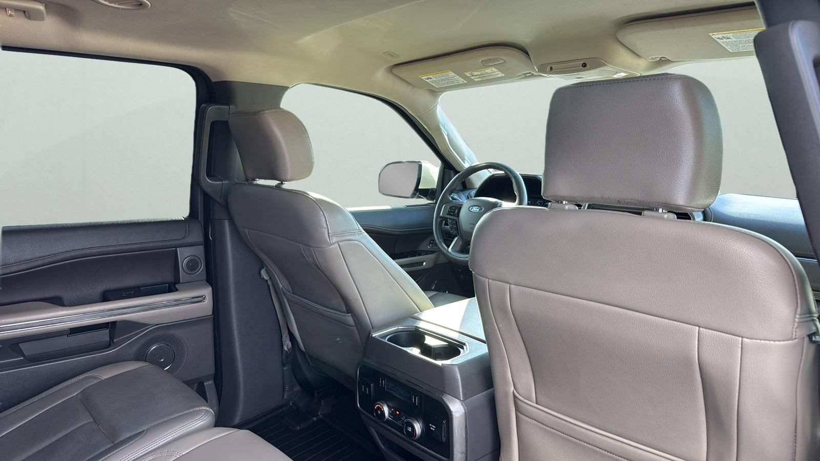 Certified 2018 Ford Expedition XLT w/ Equipment Group 202A RWD image 28