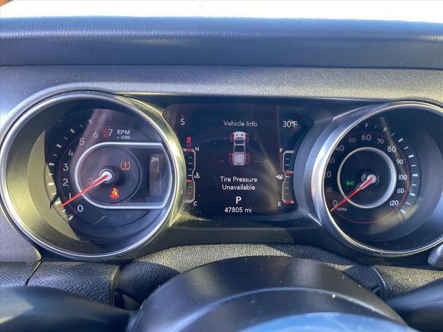 Used 2022 Jeep Gladiator Mojave w/ LED Lighting Group image 12