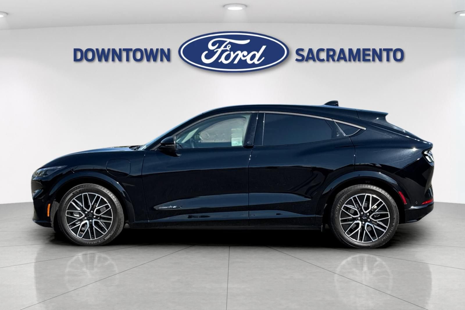 Certified 2024 Ford Mustang Mach-E Premium RWD image 7