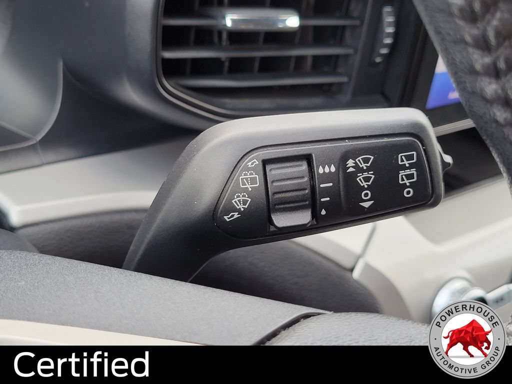 Certified 2022 Ford Explorer XLT RWD image 32