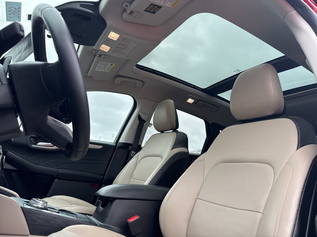 Certified 2022 Ford Escape SEL image 20