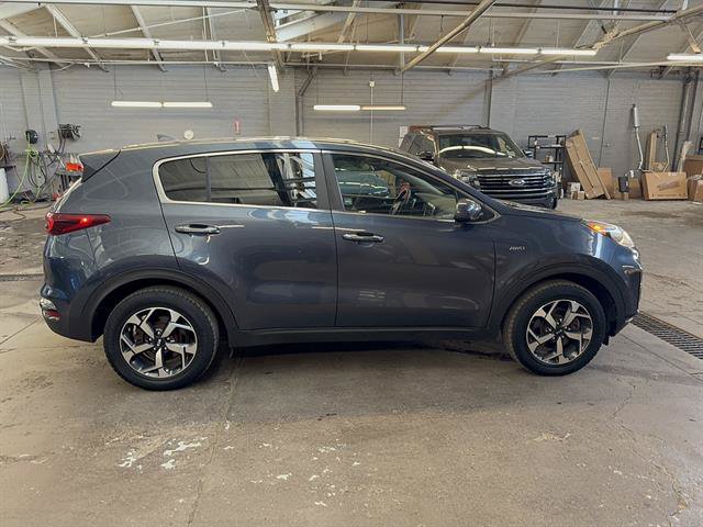Used 2020 Kia Sportage LX AWD/4WD image 6