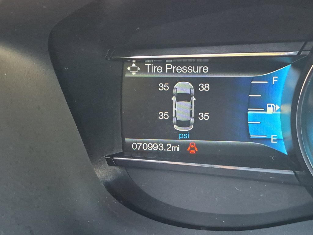 Certified 2017 Ford Explorer XLT w/ Equipment Group 202A AWD/4WD image 26