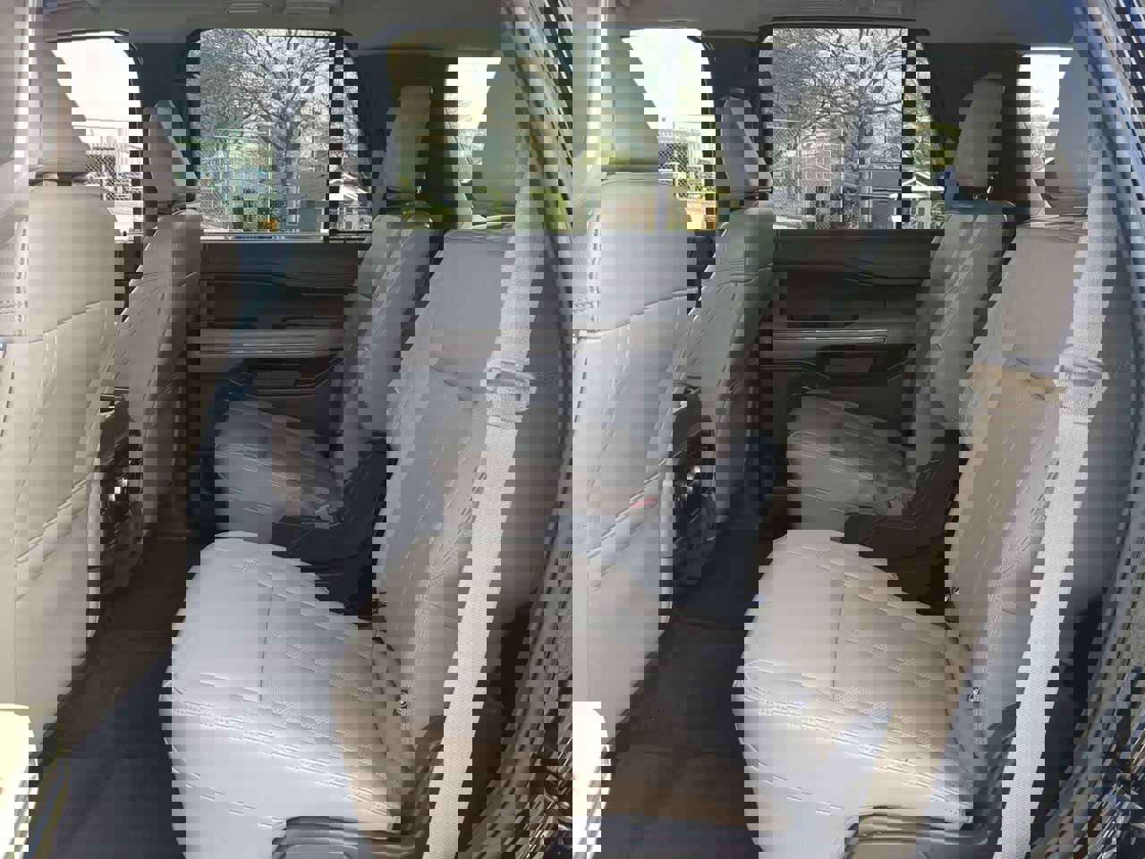 Certified 2021 Ford Expedition XLT image 12