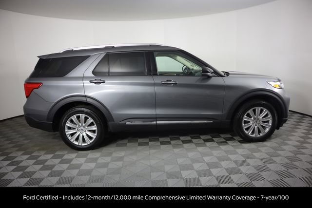 Certified 2022 Ford Explorer Limited AWD/4WD image 3