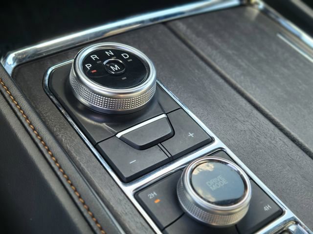 Certified 2024 Ford Expedition Max Platinum image 30