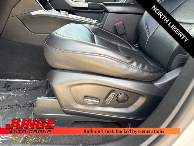 Certified 2024 Ford Explorer Limited w/ Limited Technology Package AWD/4WD image 22