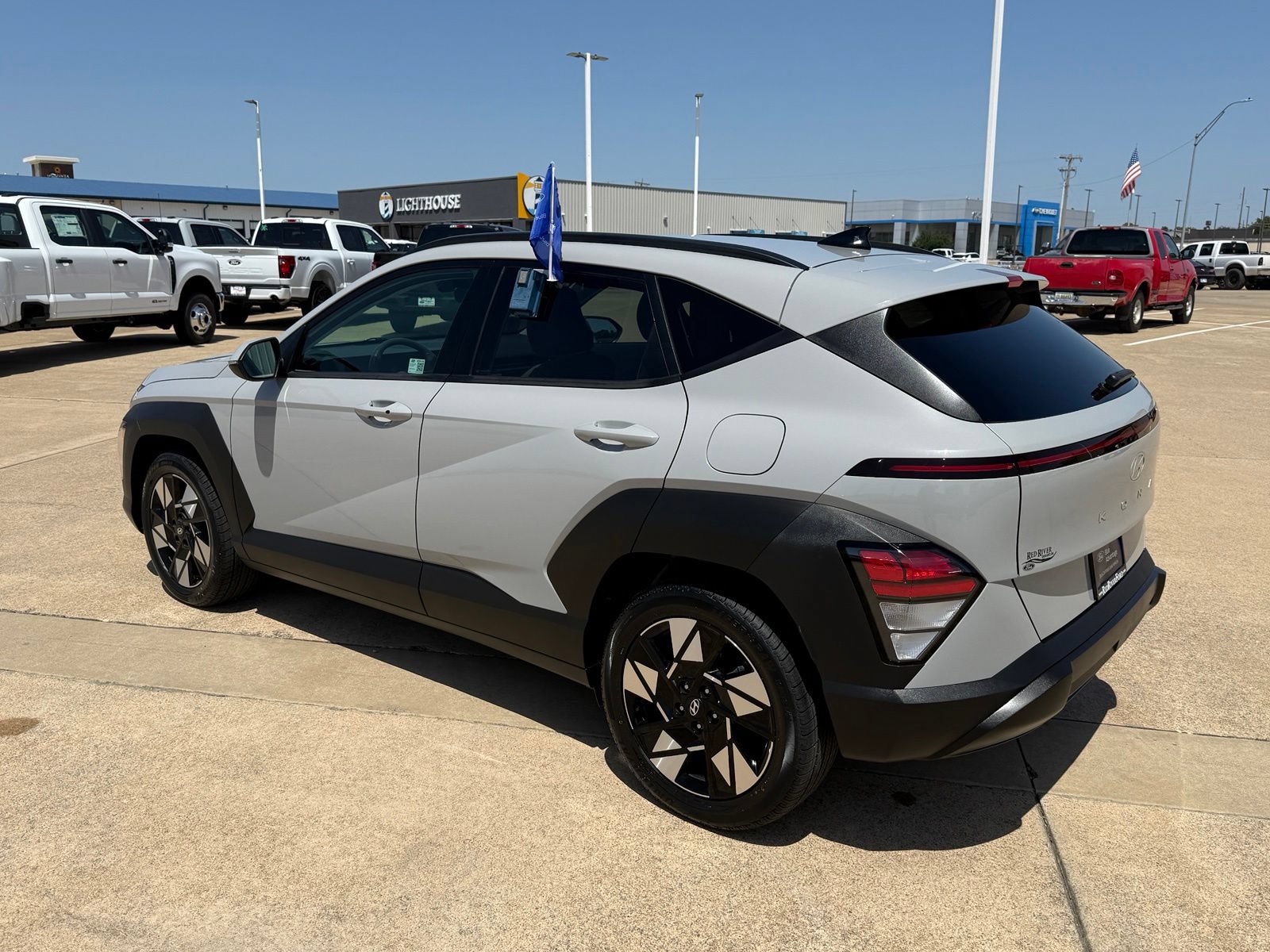 Used 2025 Hyundai Kona SEL FWD image 7
