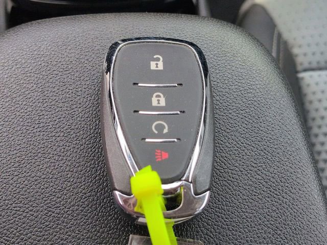 Used 2025 Chevrolet Trax LT w/ LT Convenience Package image 36