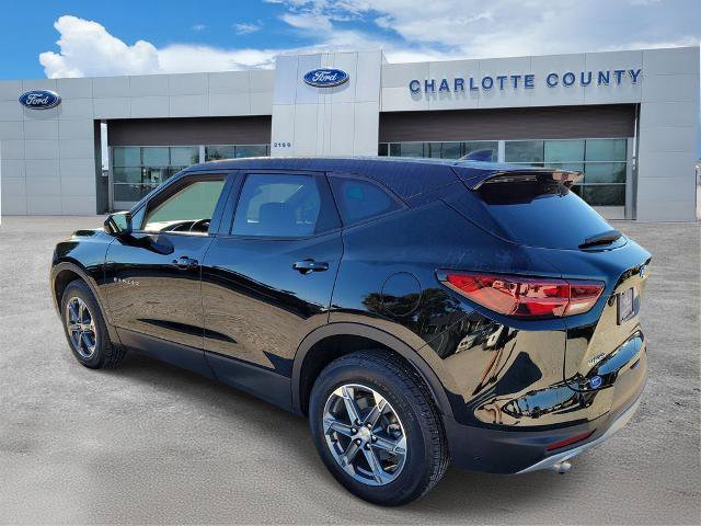 Used 2023 Chevrolet Blazer LT image 3