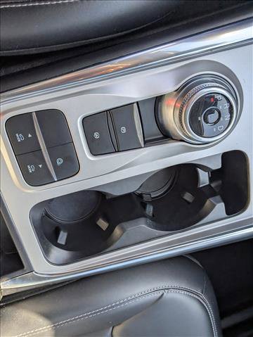 Certified 2022 Ford Explorer XLT w/ Equipment Group 202A image 11