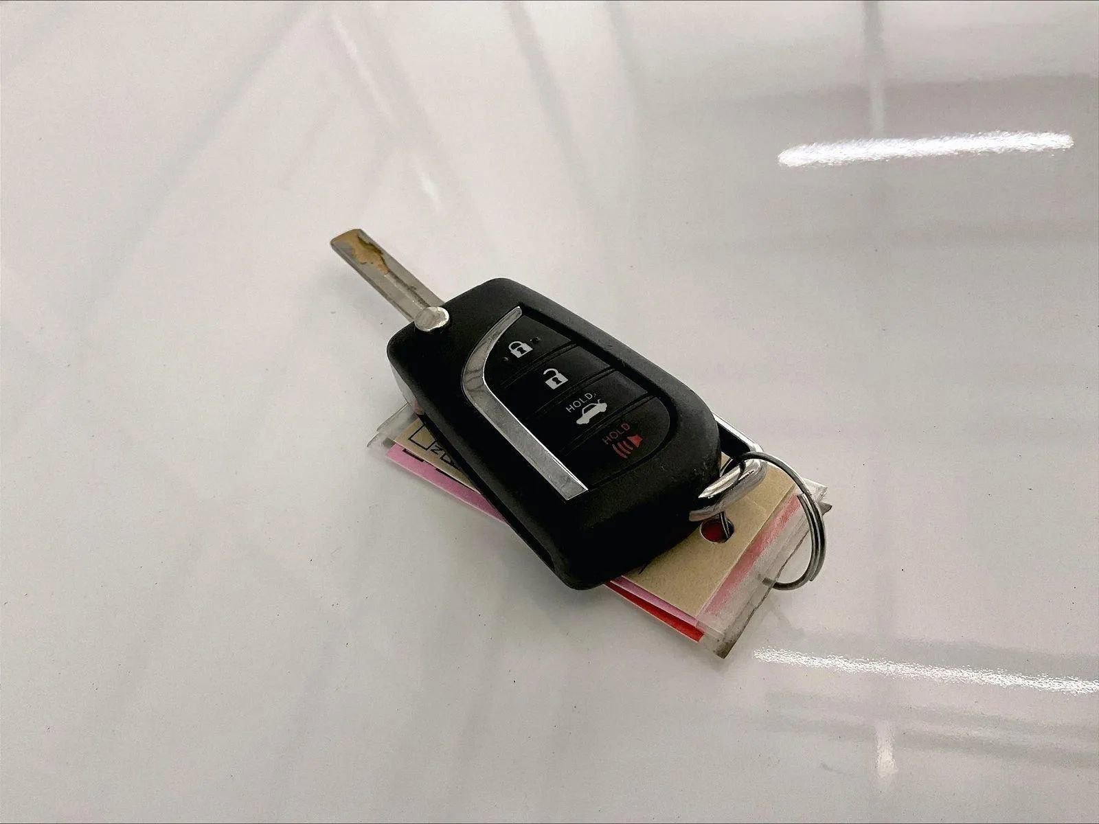Used 2020 Toyota Corolla LE FWD image 9