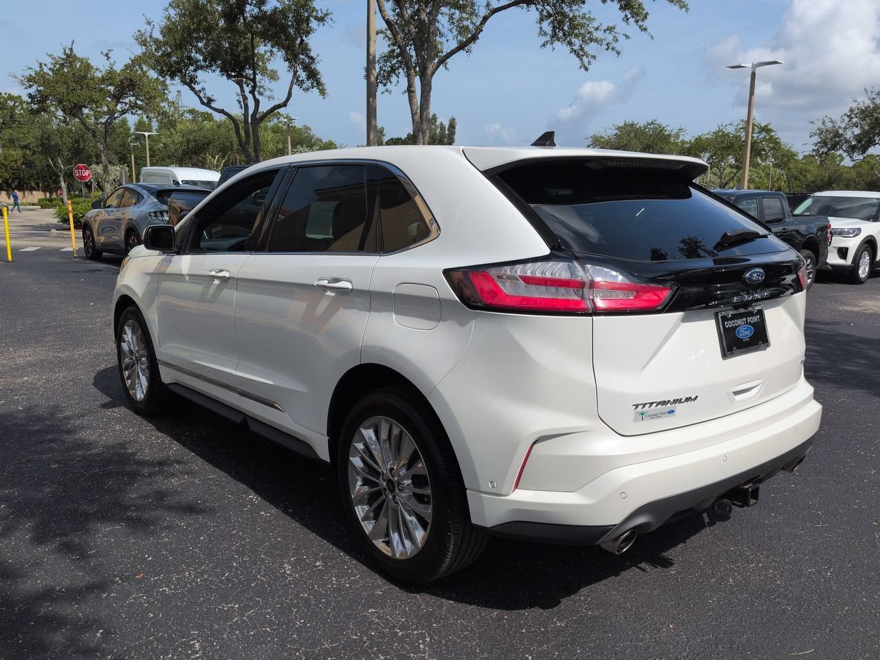 Certified 2024 Ford Edge Titanium w/ Titanium Elite Package AWD/4WD image 6