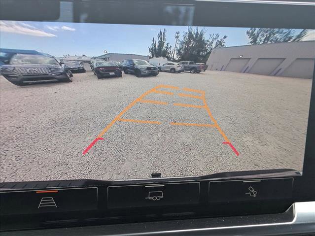 Used 2024 GMC Sierra 1500 SLT w/ SLT Premium Package image 11