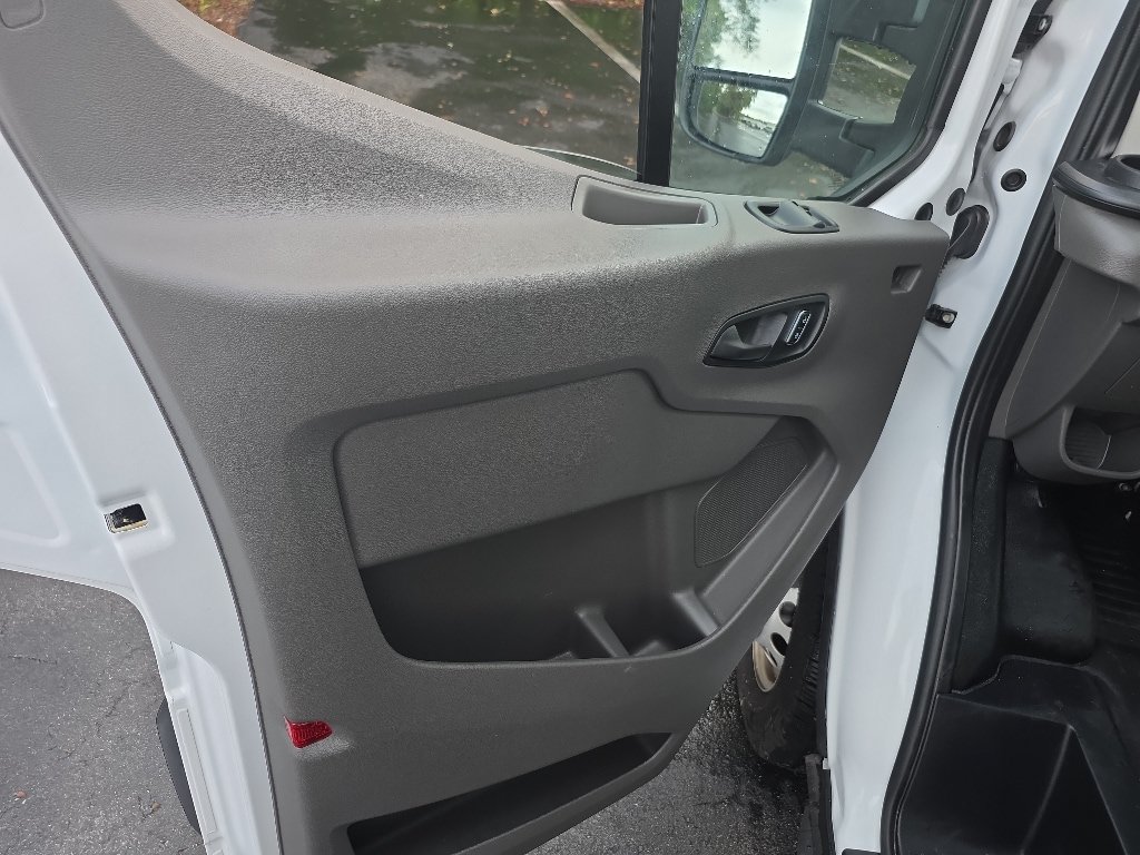 Certified 2024 Ford Transit 350 DRW RWD image 11