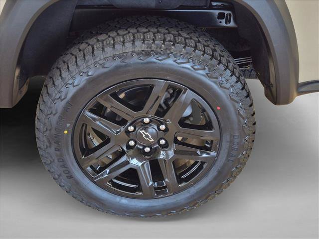 Used 2024 Chevrolet Colorado Trail Boss AWD/4WD image 26