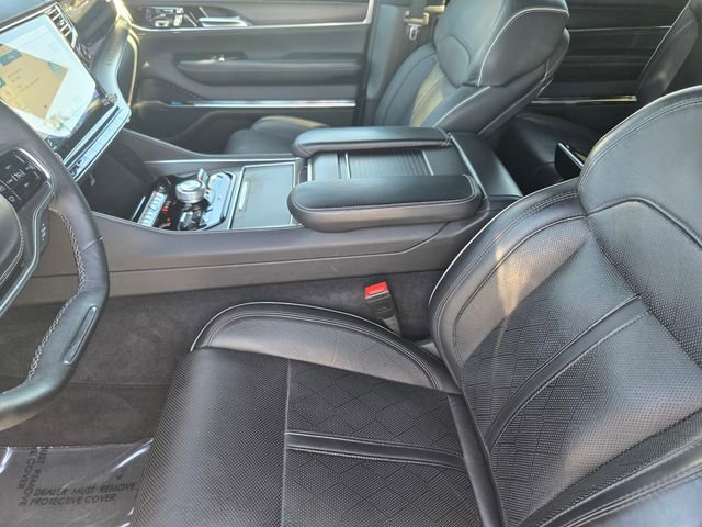 Used 2024 Jeep Grand Wagoneer L Series II w/ Quick Order Packagew 28T AWD/4WD image 12