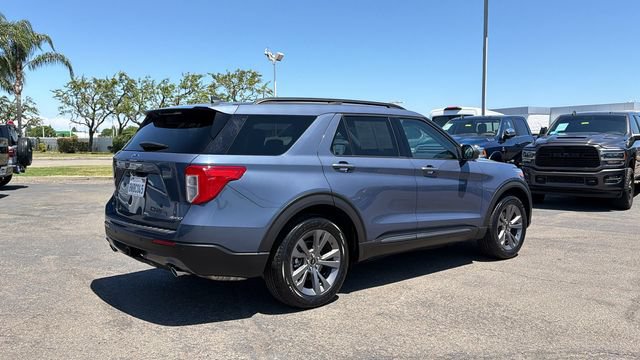 Certified 2021 Ford Explorer XLT w/ Equipment Group 202A AWD/4WD image 3