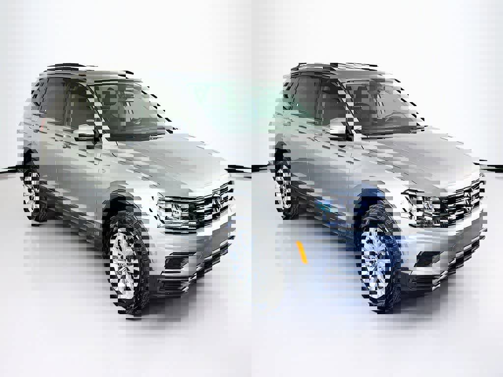 Used 2020 Volkswagen Tiguan S image 7