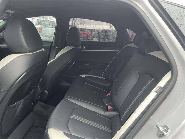 Used 2025 Kia K5 GT-Line image 10
