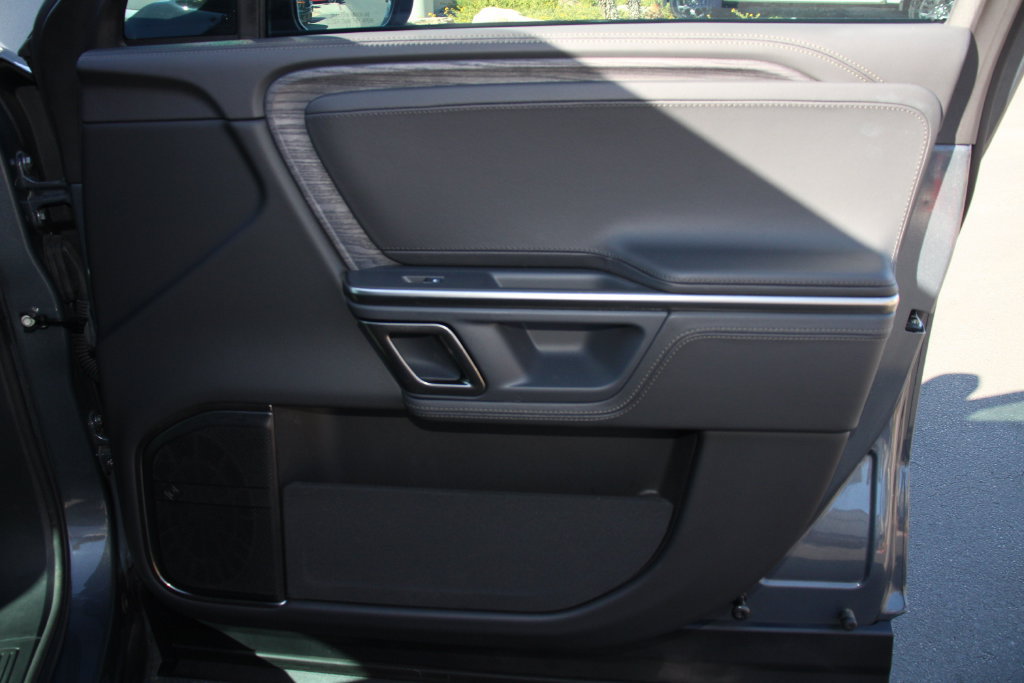 Used 2024 Rivian R1T Adventure Dual AWD/4WD image 27