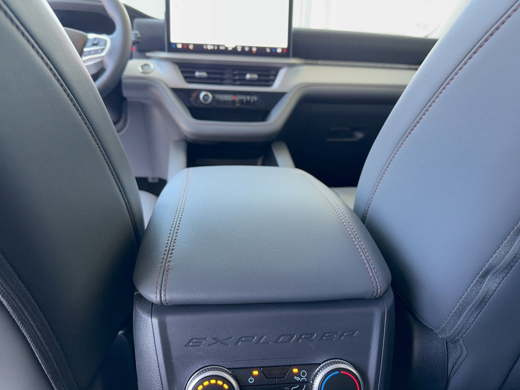 Certified 2025 Ford Explorer Active w/ Active Comfort Package RWD image 30