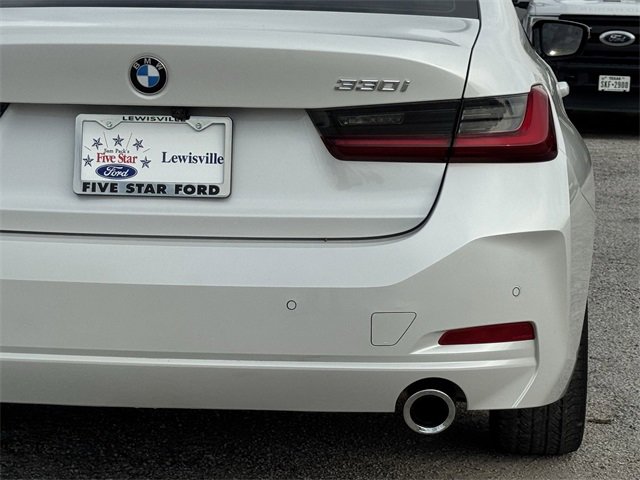 Used 2023 BMW 330i Sedan w/ Driving Assistance Package image 7