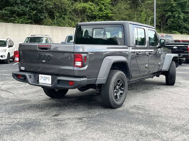 Used 2023 Jeep Gladiator Sport AWD/4WD image 3