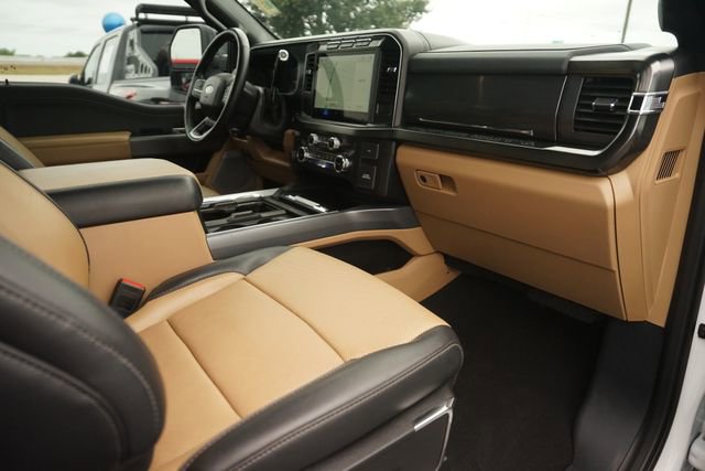 Certified 2024 Ford F250 Lariat w/ FX4 Off-Road Package AWD/4WD image 17