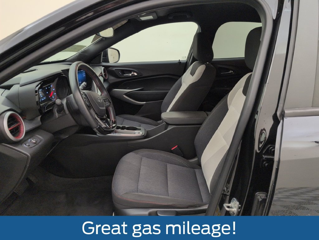 Used 2024 Chevrolet Trax RS FWD image 4