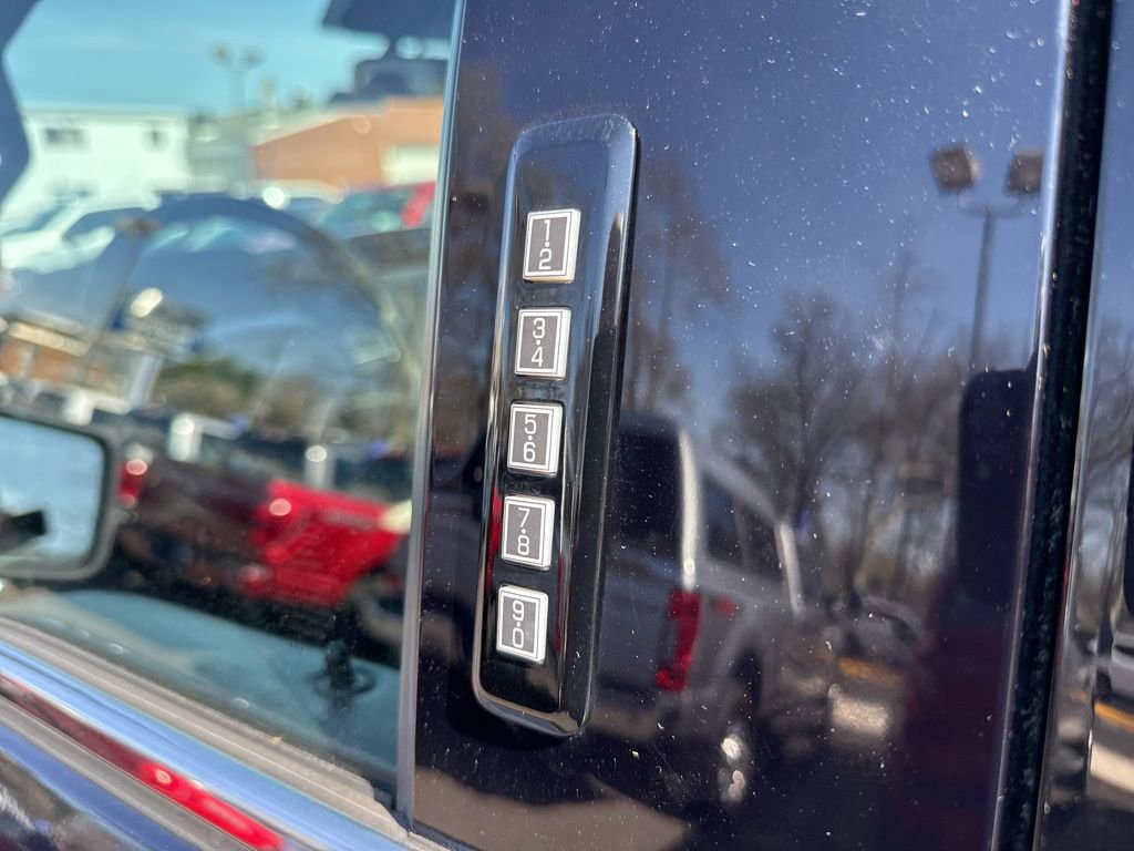 Certified 2023 Ford F150 Platinum w/ Equipment Group 701A High image 17