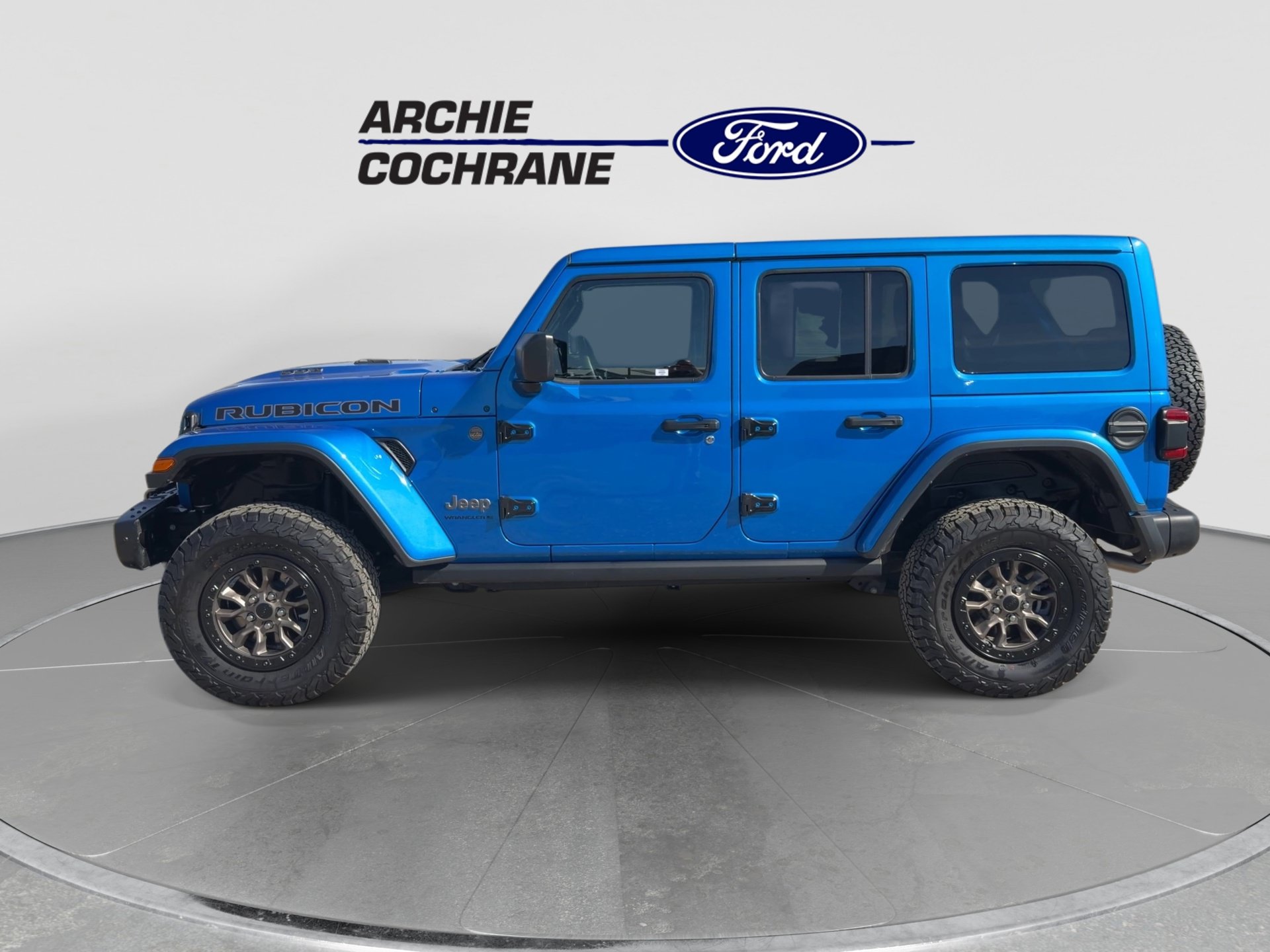 Used 2023 Jeep Wrangler Unlimited Rubicon 392 w/ Trailer Tow Package AWD/4WD image 5